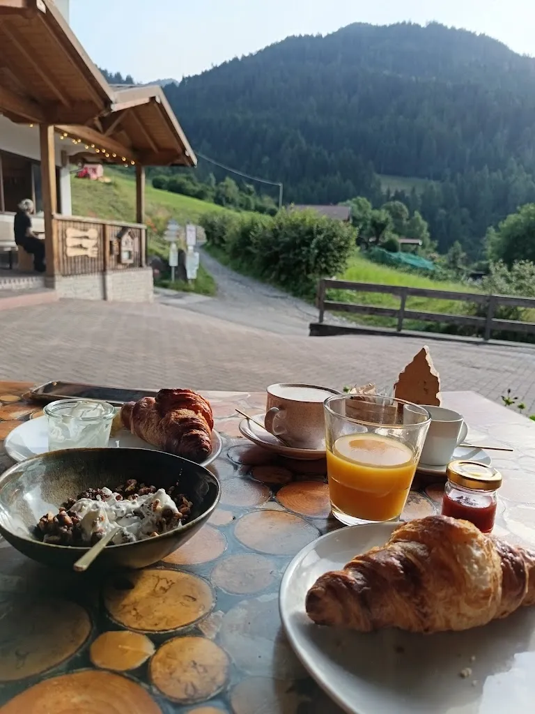 Mattia Farina_Navertino Trattoria e Bed&Breakfast_Borno_recensione