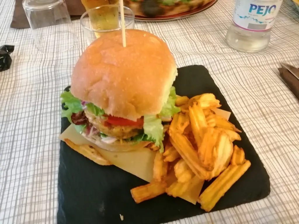 Nicola Santolini_PizzCamì Ristorante Pizzeria_Borno_review