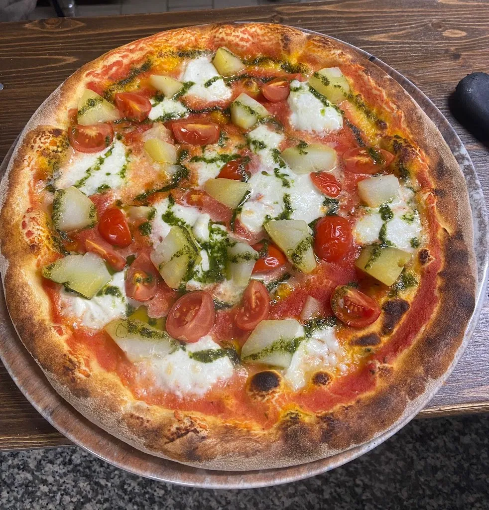 La Finestra Sul Fiume_Bracca_slider_image_2