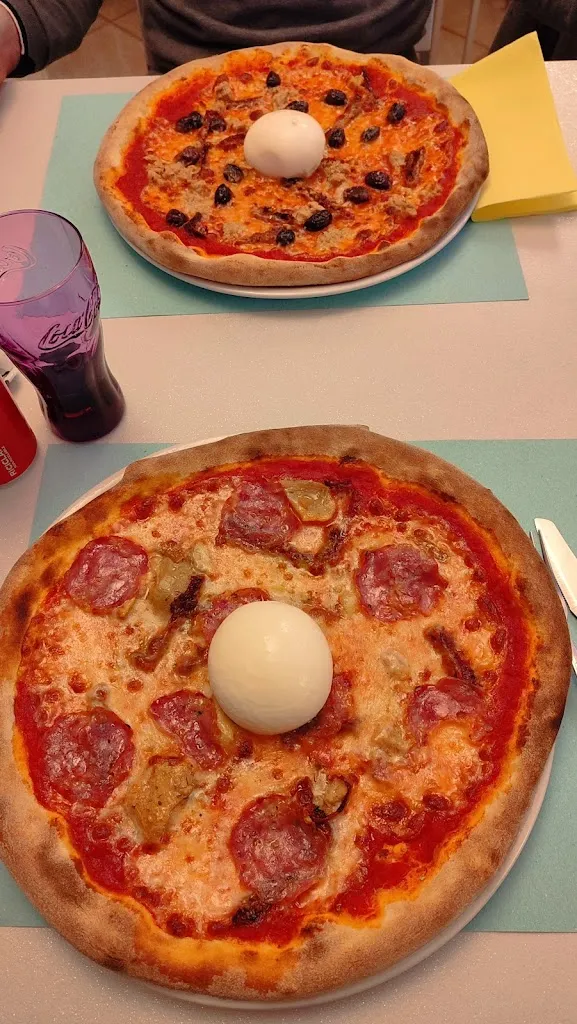 Simona Avogadro_Frozen Bar Pizzeria_Bracca_review