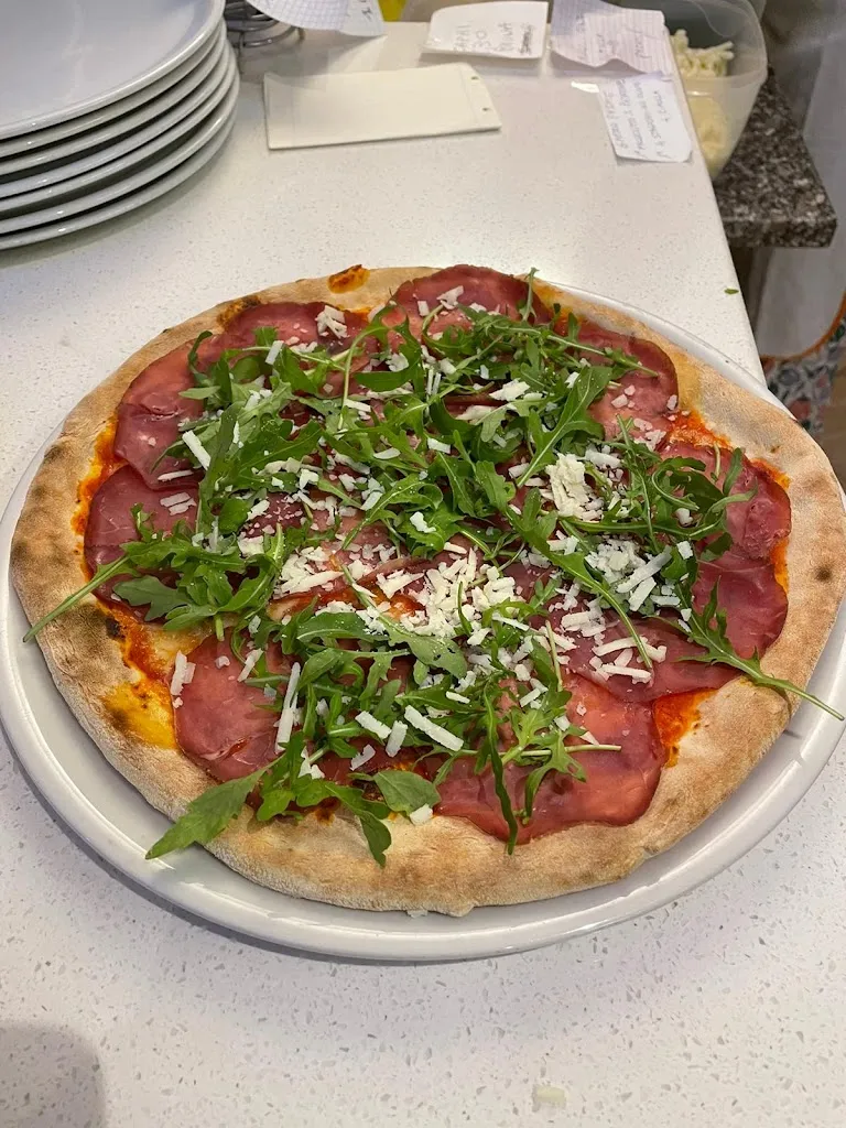 Frozen Bar Pizzeria_Bracca_slider_image_3