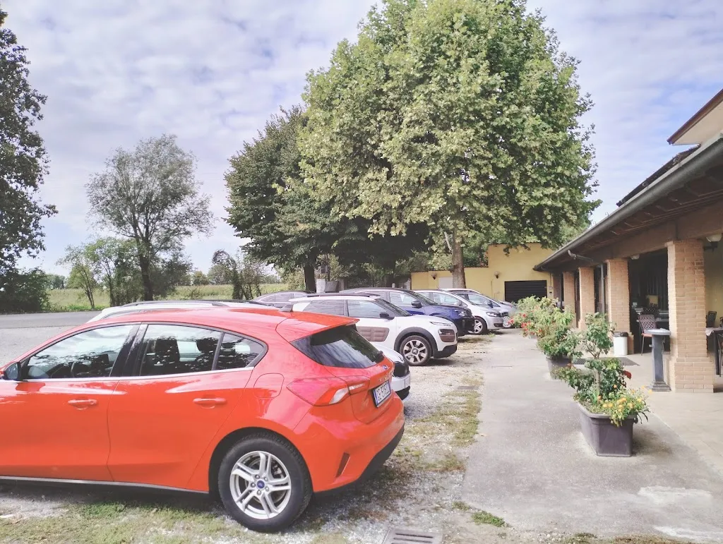 Elena Enpasaai_Trattoria Isola Di Belletti N. E M._Brandico_review