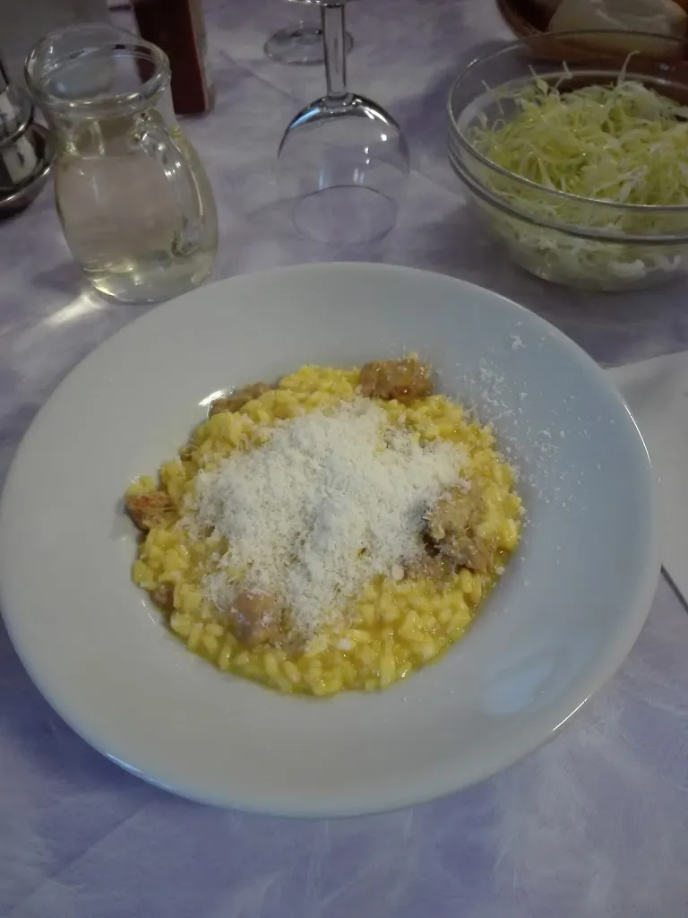 Trattoria Isola Di Belletti N. E M._Brandico_slider_image_3