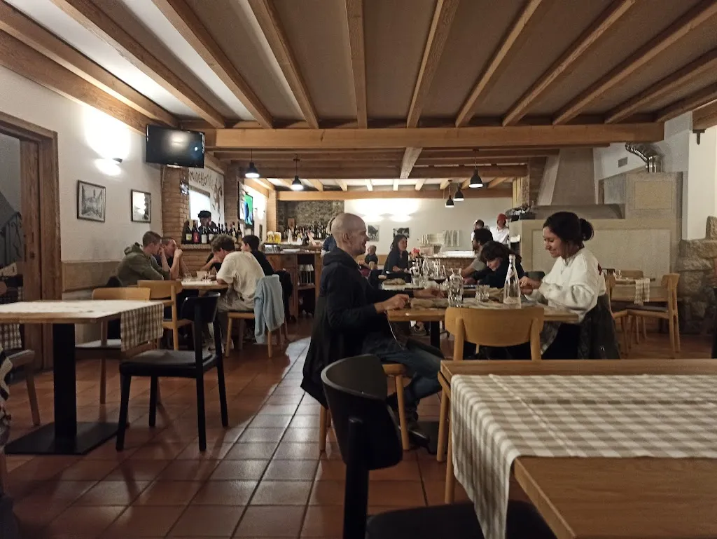 Ristorante Pizzeria Il Caminetto_Branzi_slider_image_1