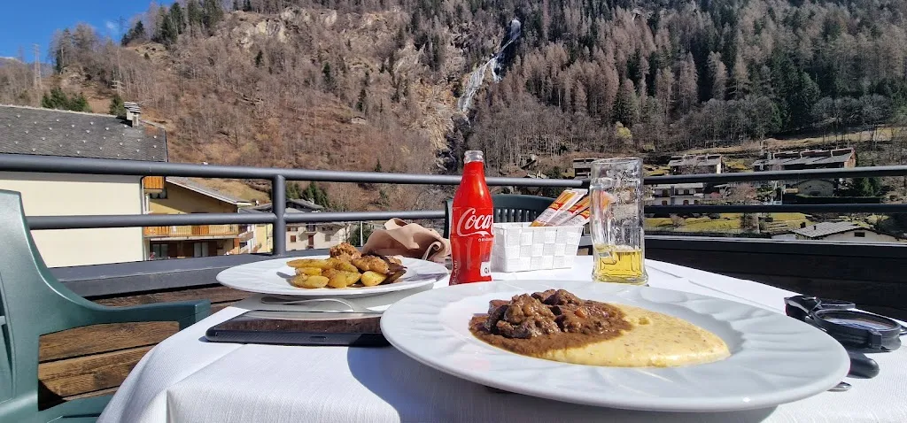 Ristorante Pizzeria Il Caminetto_Branzi_slider_image_2