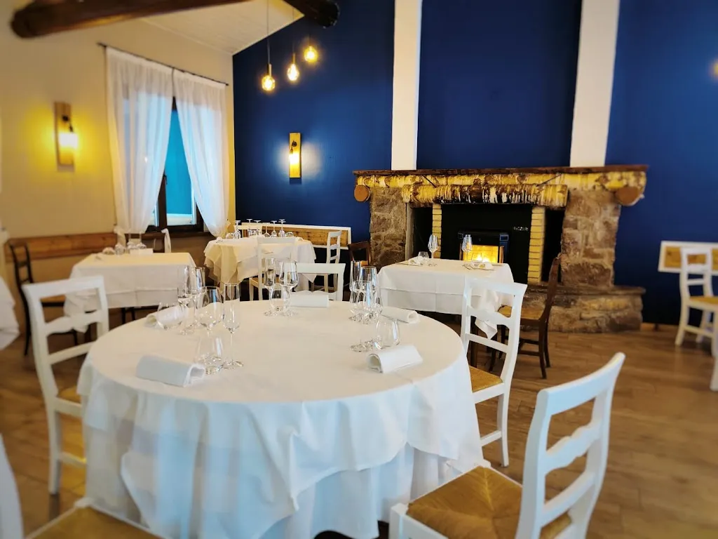 Fish Lab restaurant in Branzi