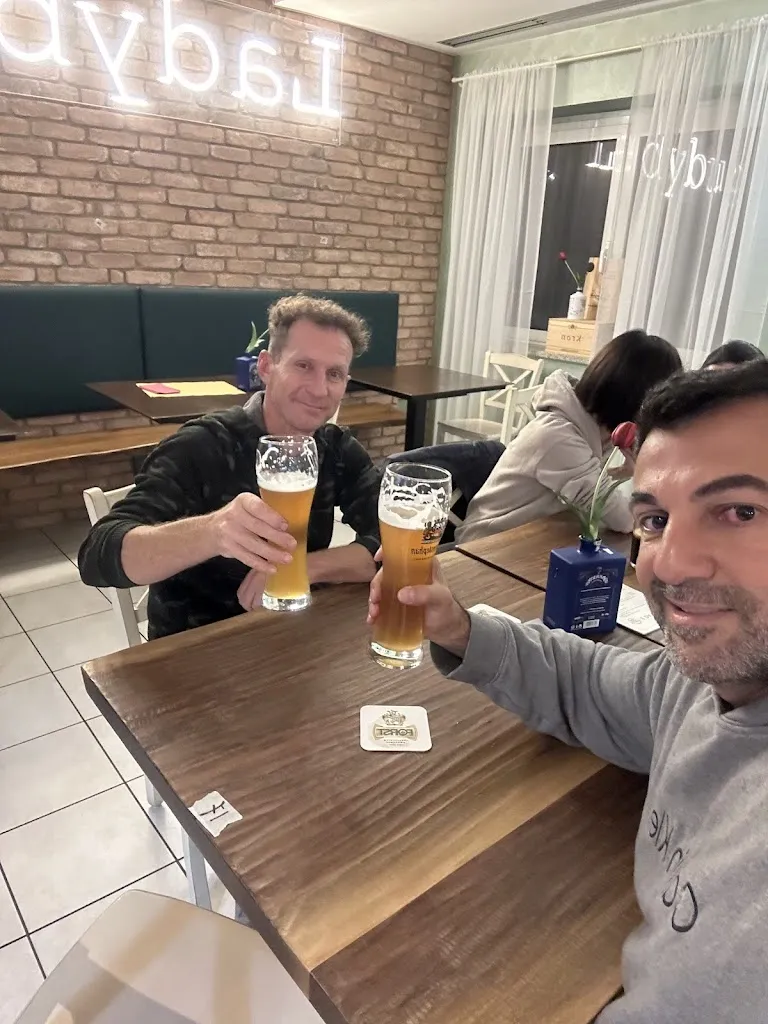 pierre Y_Ladybug Bar_Braone_recensione