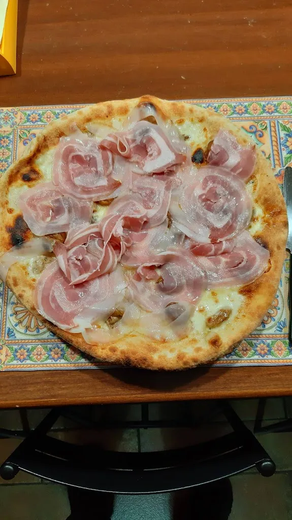 Menu_Pizzeria petricore_Brebbia_image_9