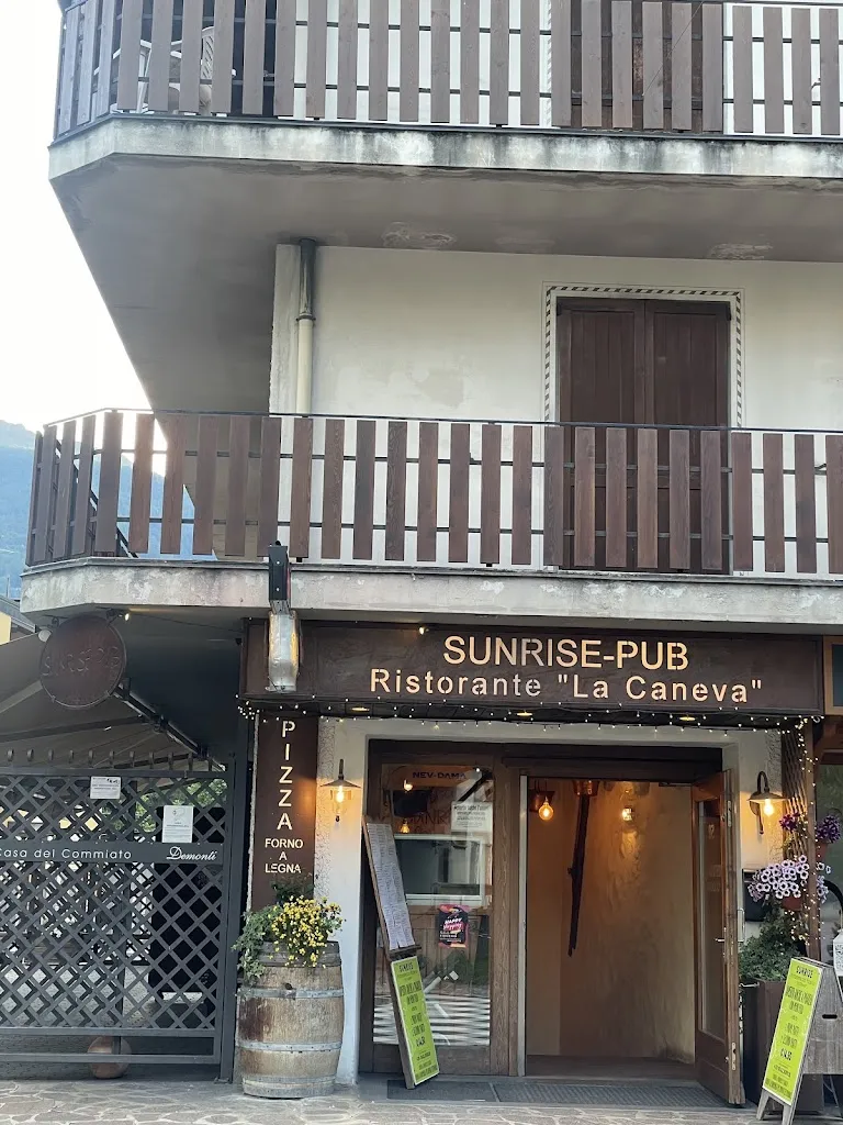 Ahmed Abdulqader_Sunrise Ristorante con Pizzeria_Bormio_review