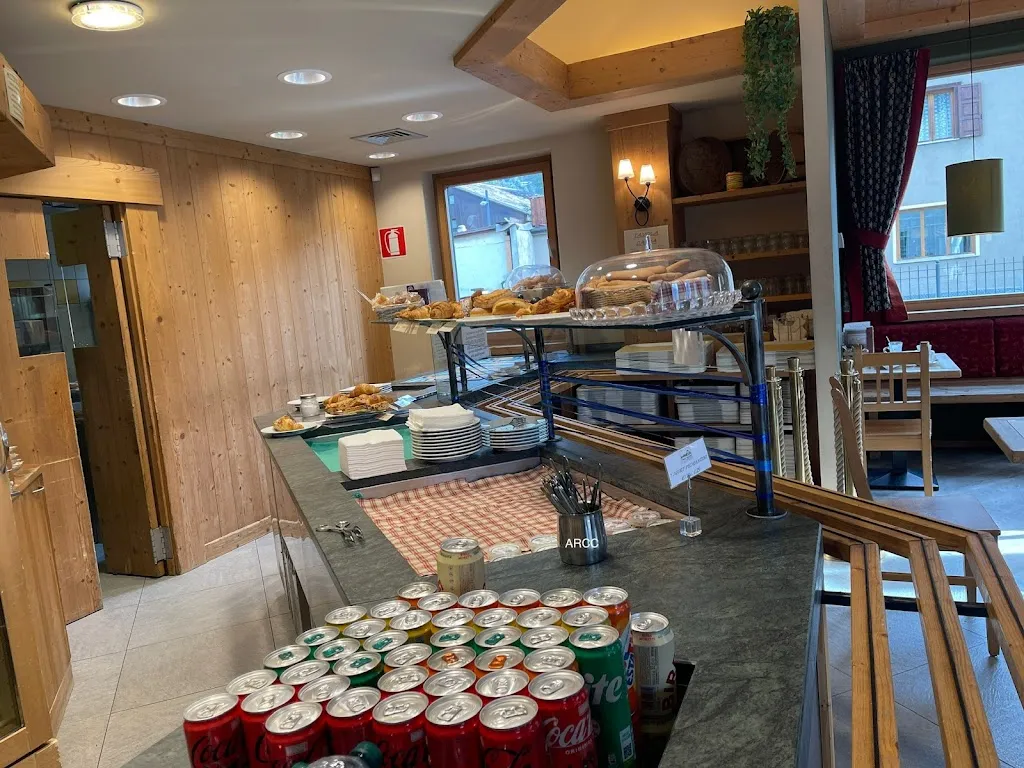 A “RC” C_Bar Le Corti, Tavola Calda_Bormio_review