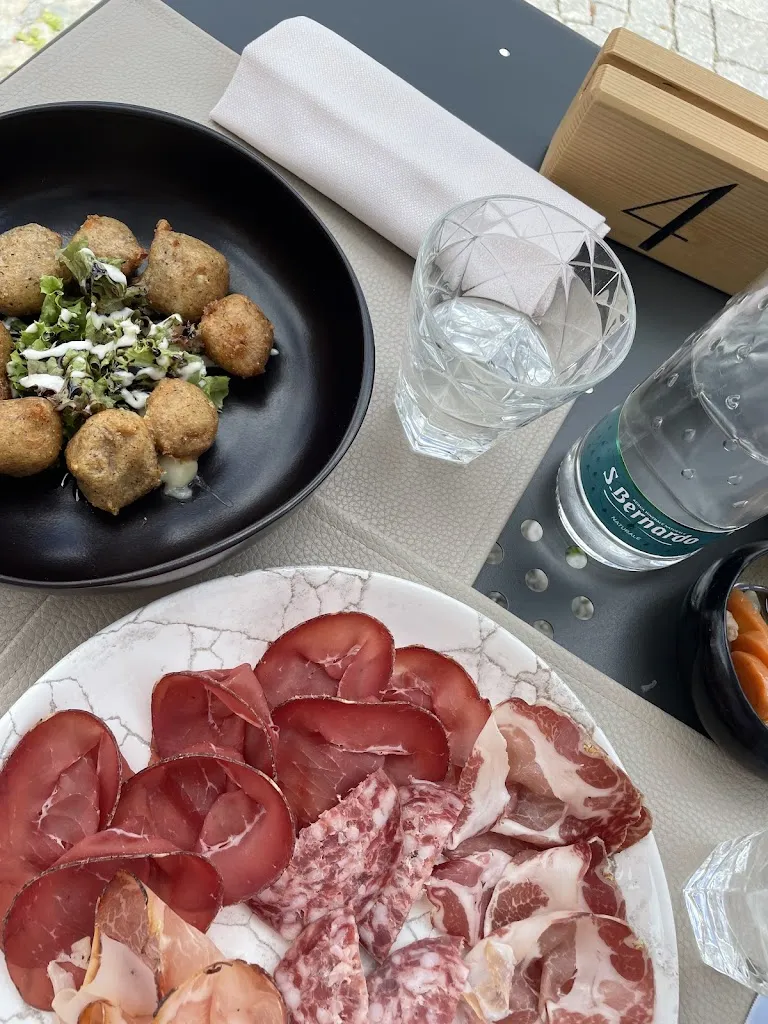 Ristorante Kuerc_Bormio_slider_image_2