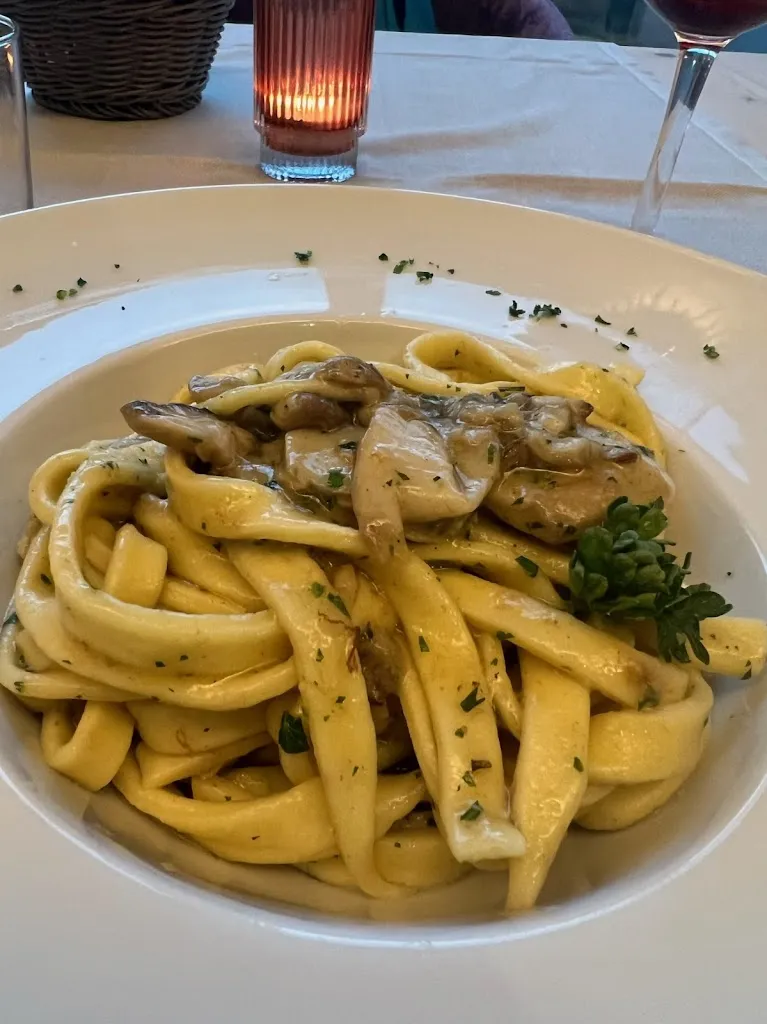 Nevada Restaurant and Cafe'_Bormio_slider_image_2