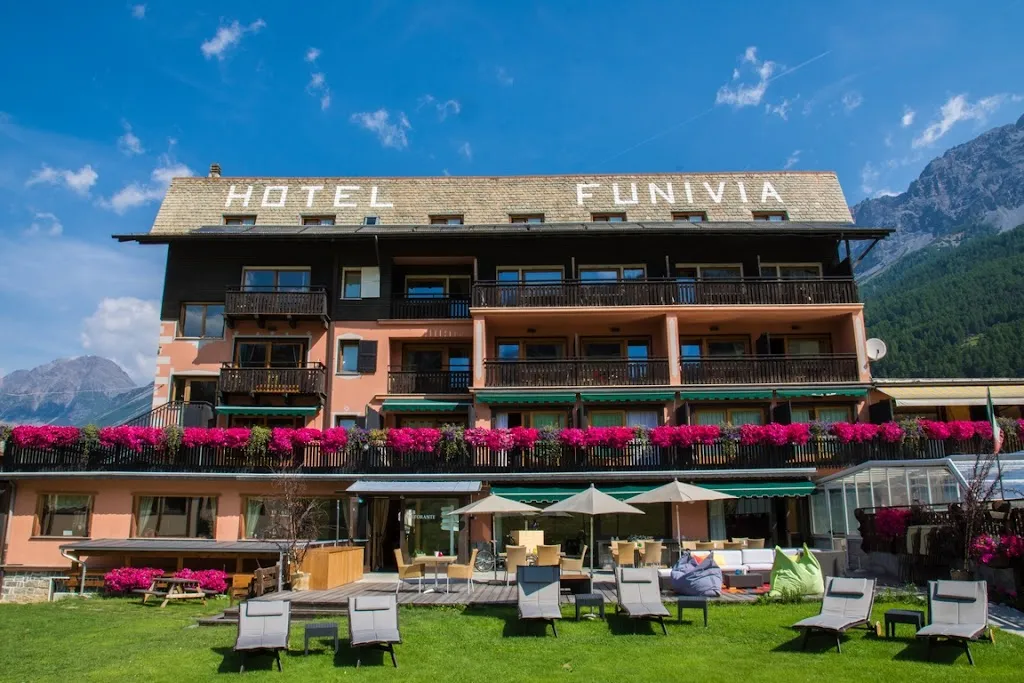 Hotel Funivia_Bormio_slider_image_1