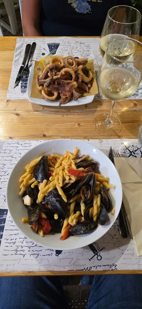 Mirella Brunetti_L'officina del pesce_Acquarica del Capo_review