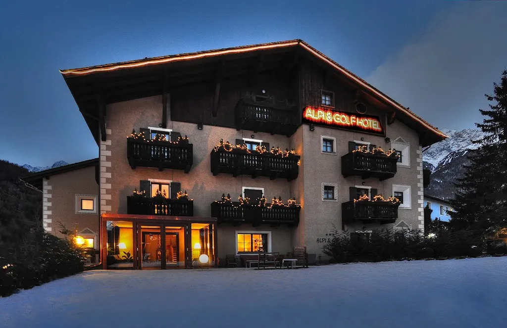 Hotel Alpi & Golf - Small British Alpine restaurant in Bormio