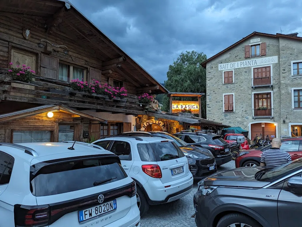 Devon Hughes_Ristorante tipico valtellinese La Rasiga Bormio_Bormio_recensione