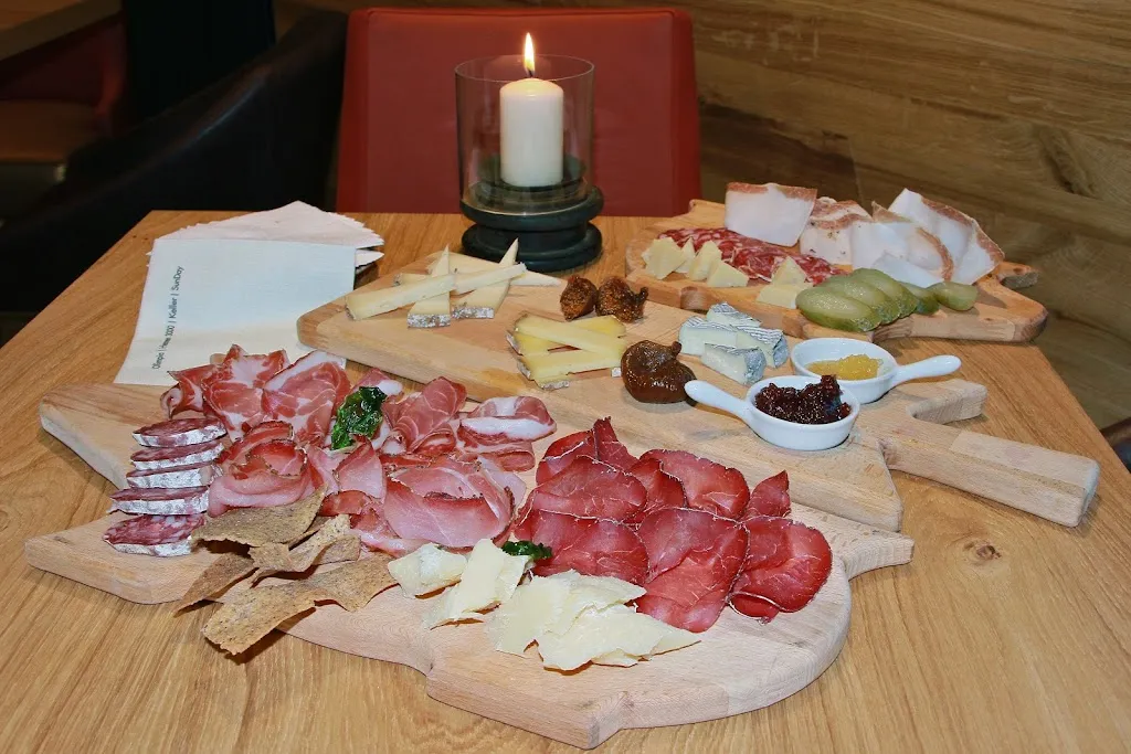 Sun Day Bottega_Bormio_slider_image_3