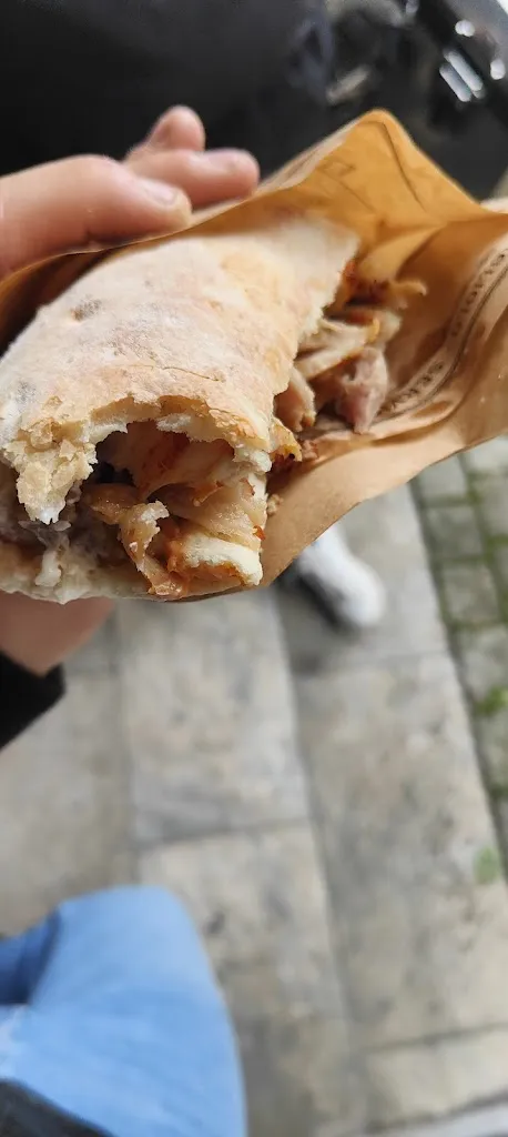 Sam C_PIZZA KEBAB Bistro il Cantuccio Bormio_Bormio_review