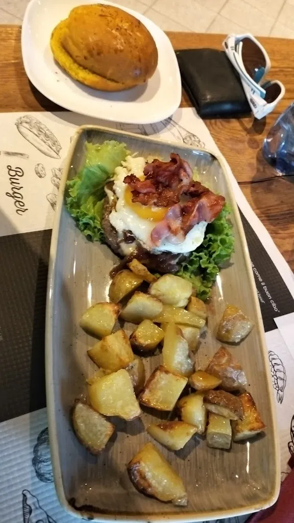 L. S._Be White Après Ski & Restaurant_Bormio_review