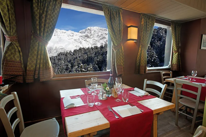 Chalet La Rocca Ristorante Pizzeria restaurant in Bormio