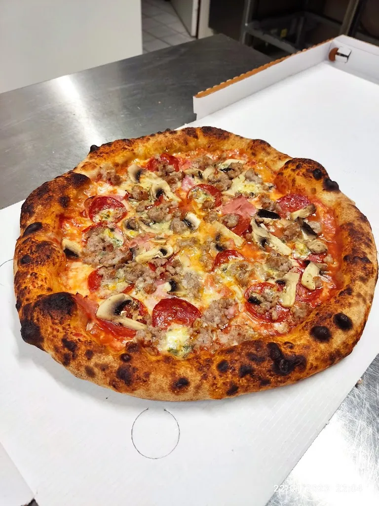 Menu_Pizz Stop da Enzo_Accadia_image_2