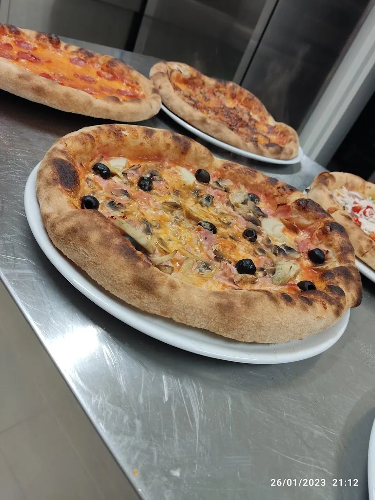 Menu_Pizz Stop da Enzo_Accadia_image_8