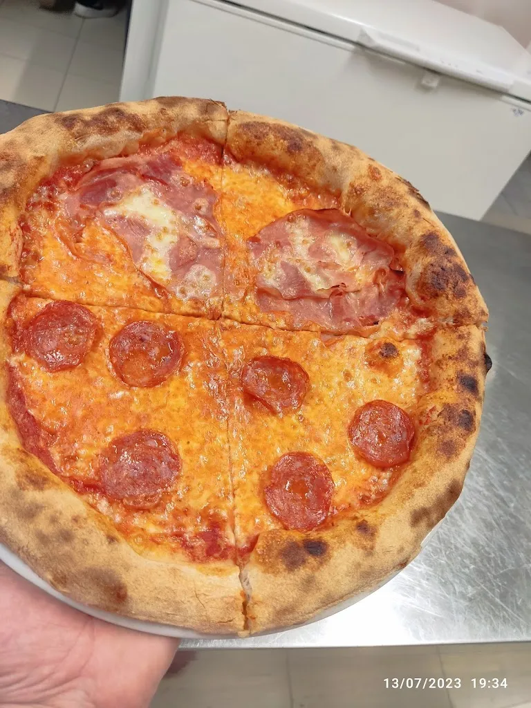 Menu_Pizz Stop da Enzo_Accadia_image_9