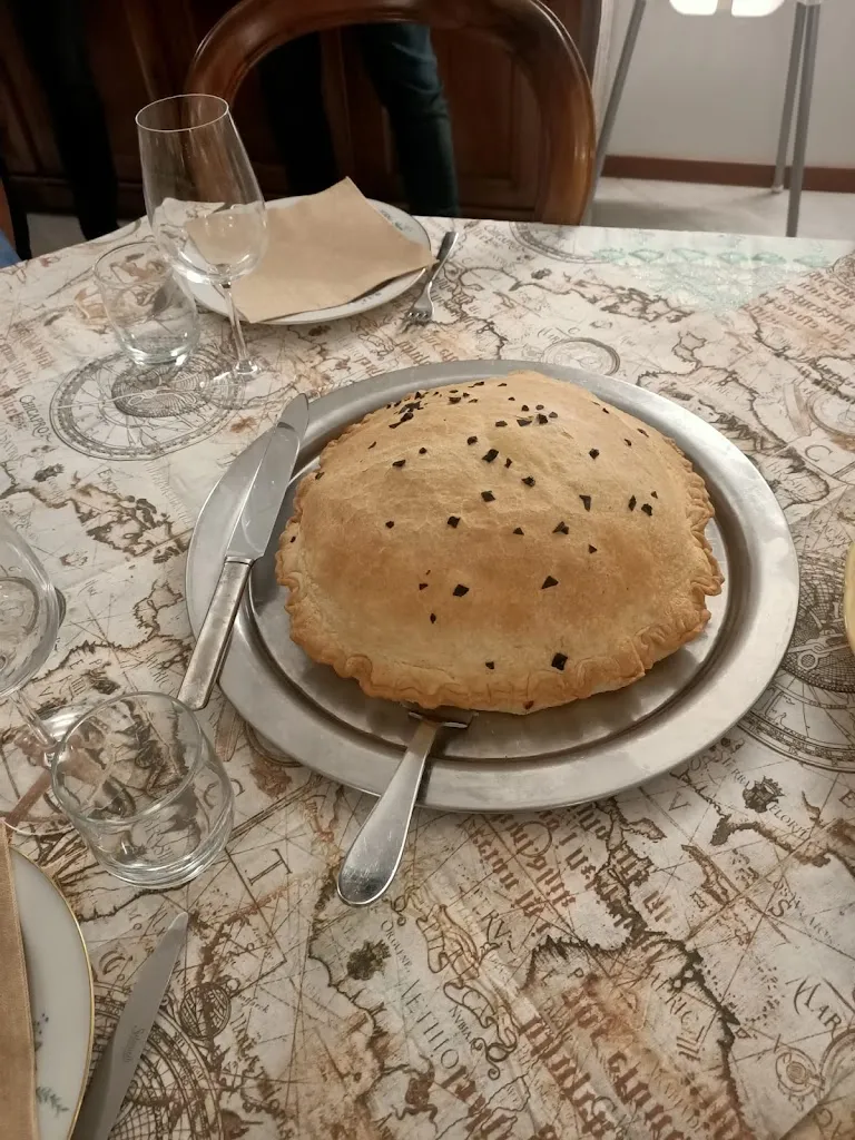 Homerestaurant in villa_Bovisio-Masciago_slider_image_2