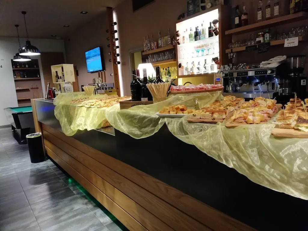 Bar Jolly Blue restaurant in Bovisio-Masciago