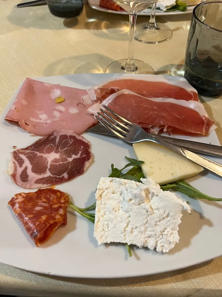 Ristorante Donna Serafina_Accadia_slider_image_2