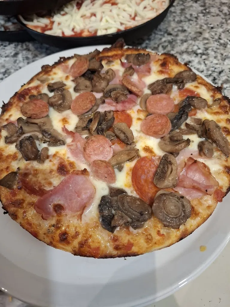 Al Padellino di Rizzo F. Pizzeria storica dal 1973_Bovisio-Masciago_slider_image_3