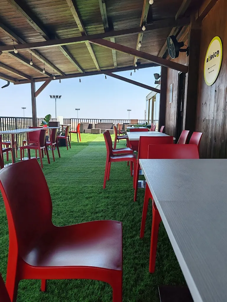 Atipico Bistrò_Accadia_slider_image_1