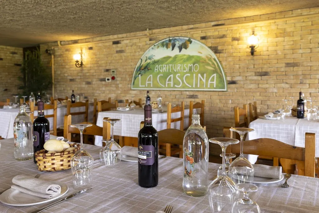 Agriturismo La Cascina restaurant in Brembate di Sopra