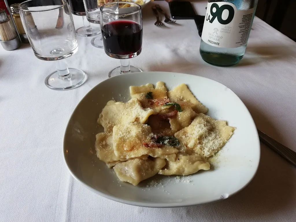 Ristorante Da Silvio Di Pola Alessandro_Brembate di Sopra_slider_image_1