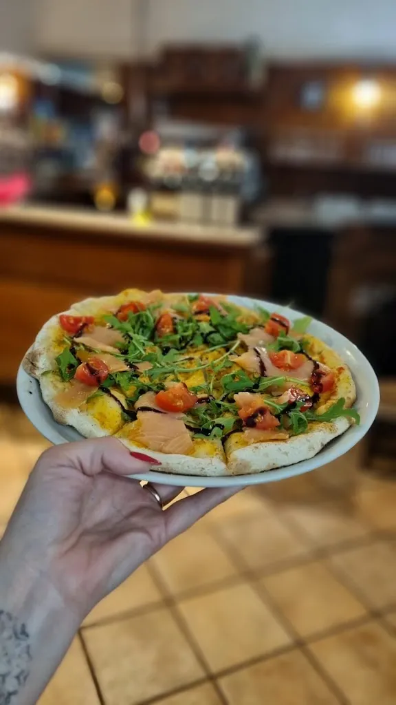 Anastasia Pub_Brembio_slider_image_1