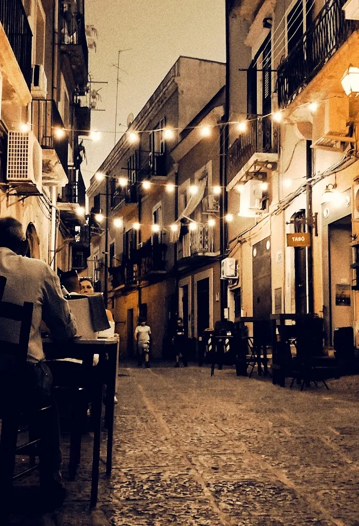 Massimiliano Manzin_Tabó_Accadia_review