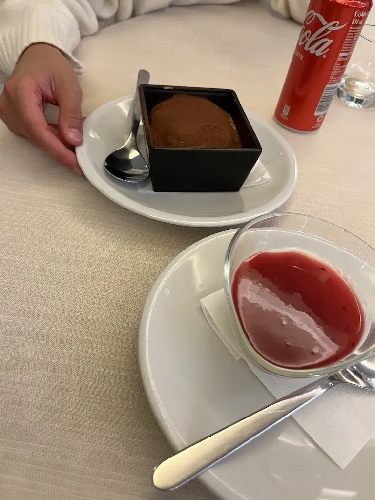 Miriam Granadas_Il Maestrale_Bregnano_review