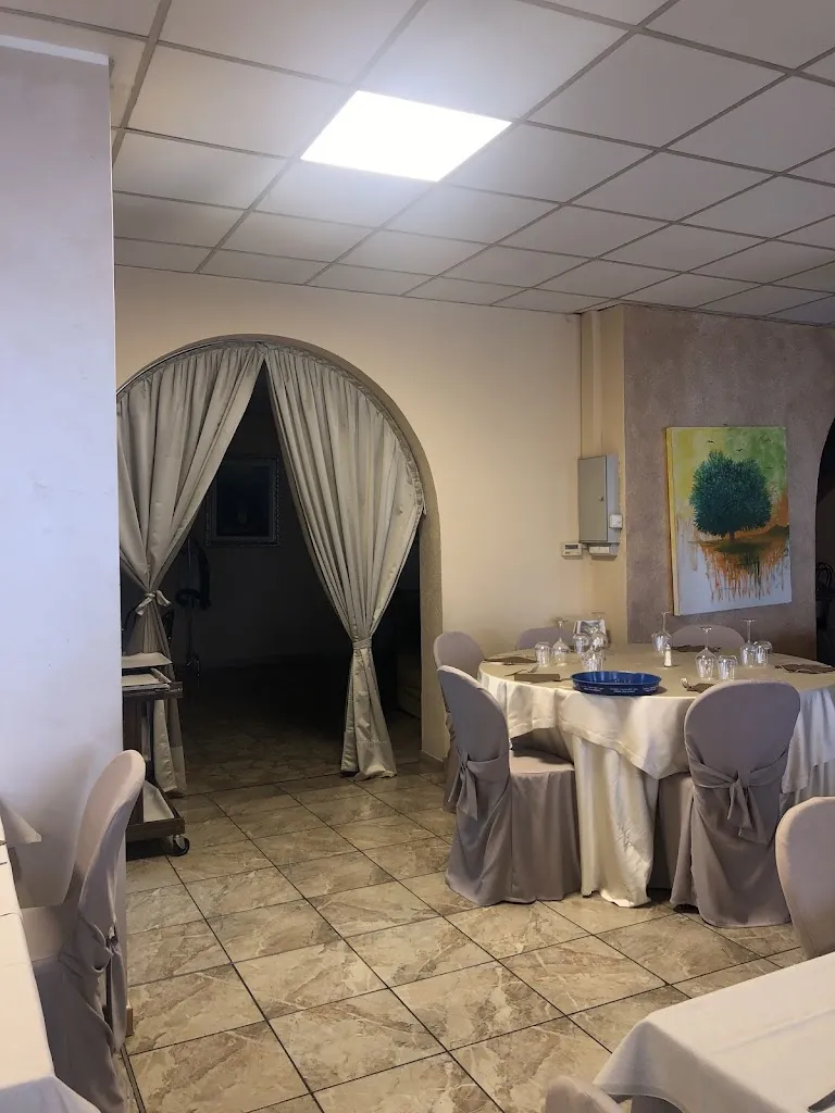 La Nuova Villa Aurelia restaurant in Bregnano