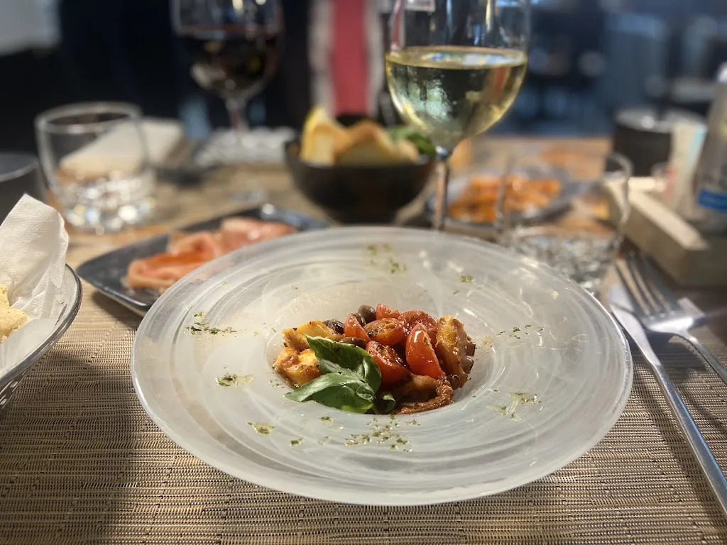 MamaGina Bistrot & Restaurant_Bregnano_slider_image_3