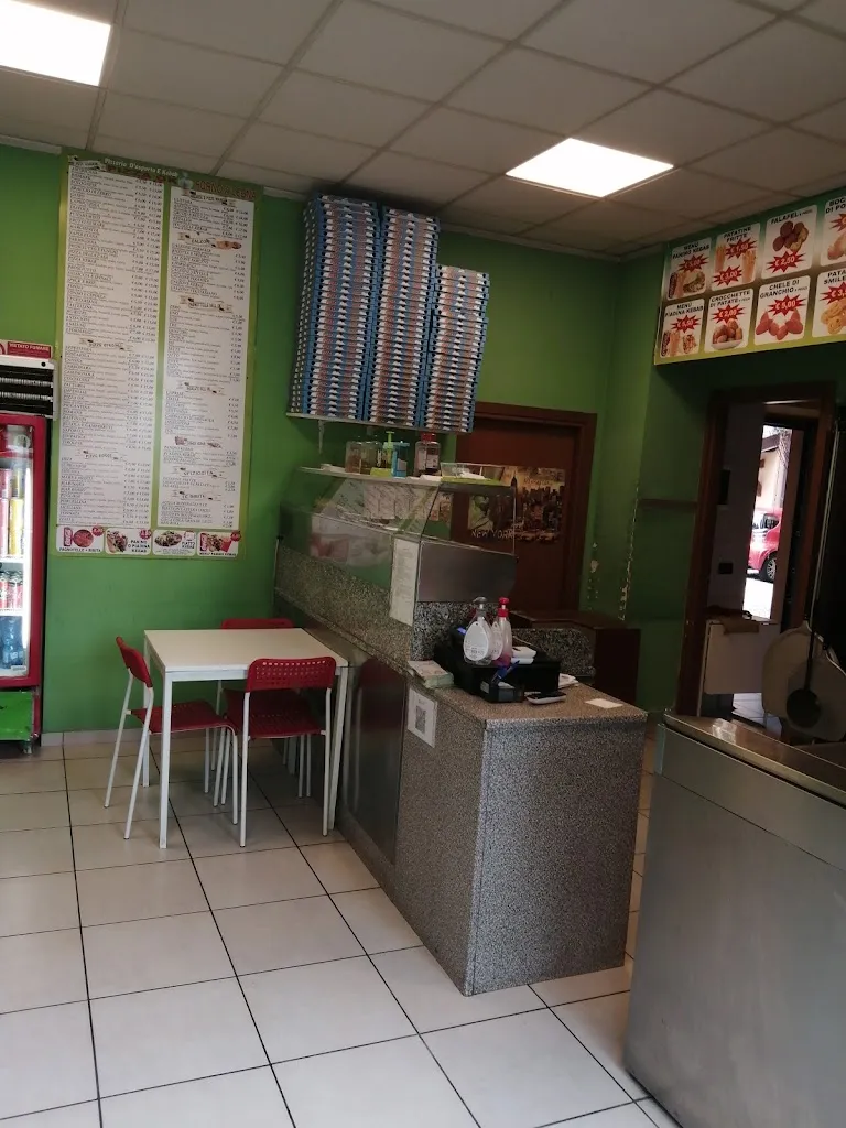 Pizza Ok restaurant in Bregnano