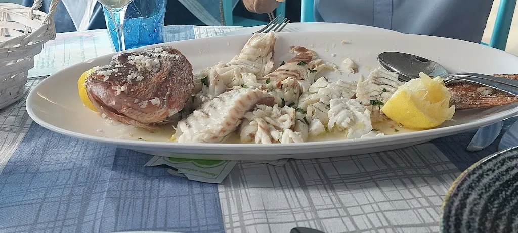 Iolanda Foschetti_Mare in Tavola_Accadia_review