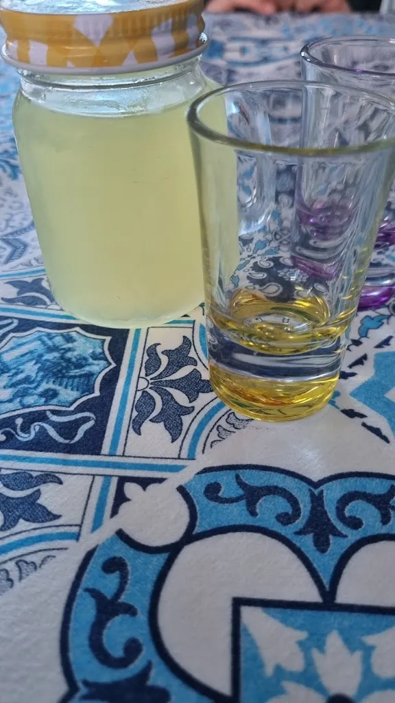 Nadia Khenchaf_Mare in Tavola_Accadia_review