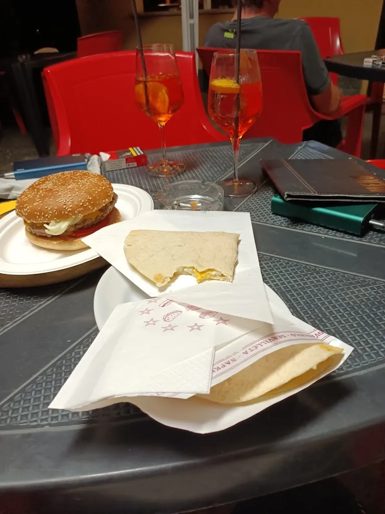 Nina Leuchter_Bar Primavera Snc Di Santi Paolo & Galliani Davide_Brezzo di Bedero_review