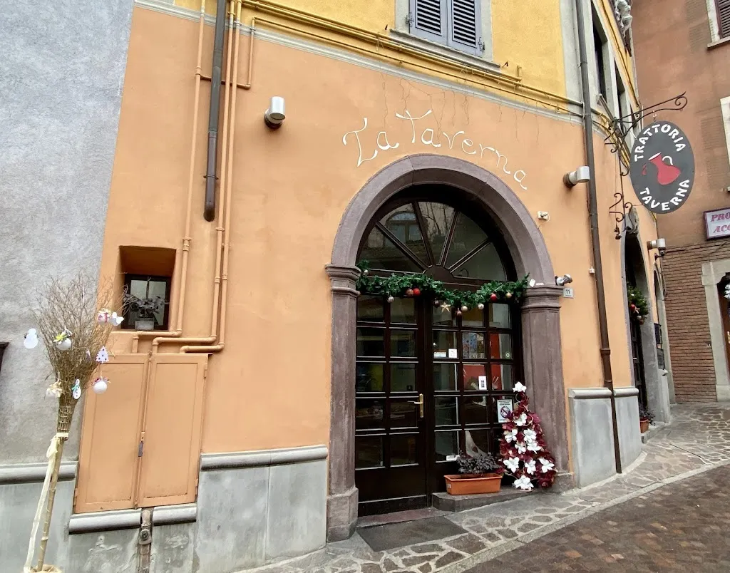 Trattoria Taverna_Breno_slider_image_3