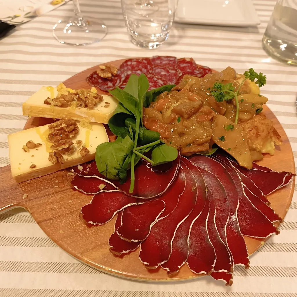 Ristorante Pizzeria Bar Giardino_Breno_slider_image_3