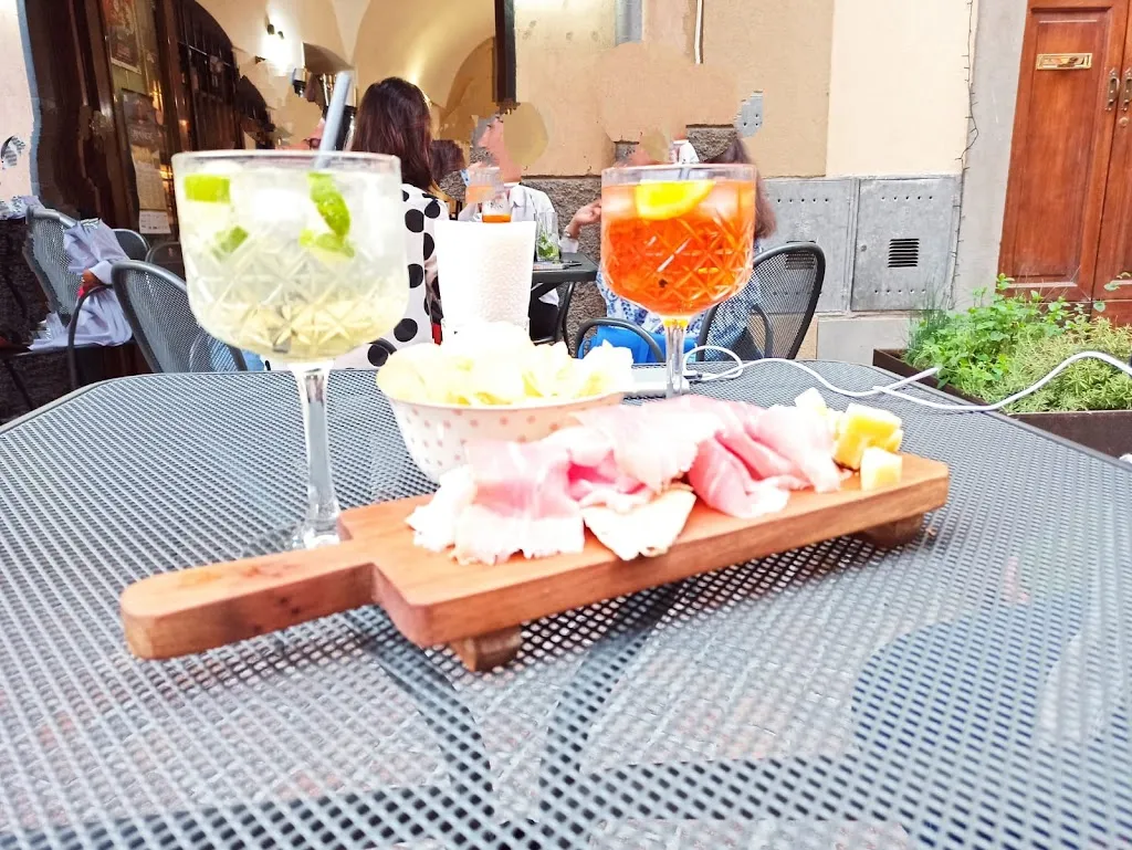 Daniela Parocchi_L’OSTERIA_Breno_review