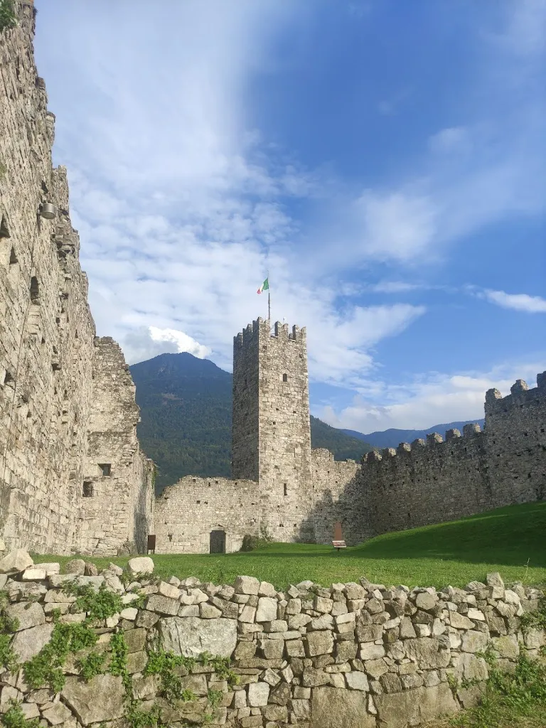 Jean-Jacques Skywalker_Castello di Breno_Breno_review