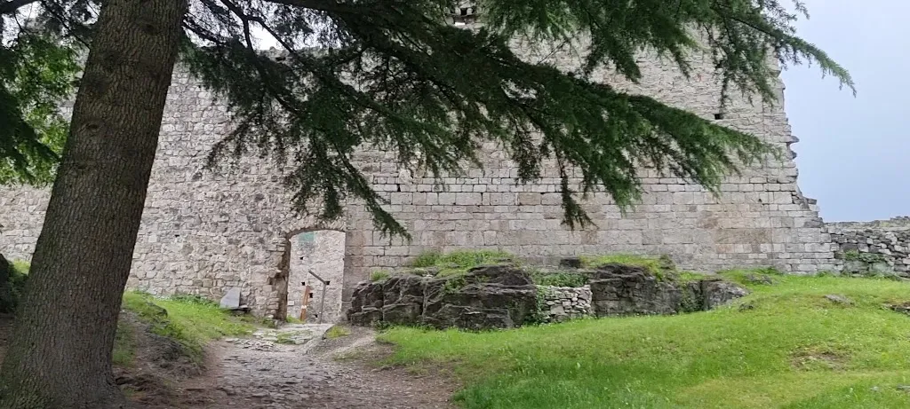 Castello di Breno_Breno_slider_image_2