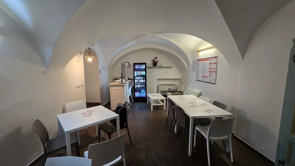 Pizzeria Canova restaurant in Breno