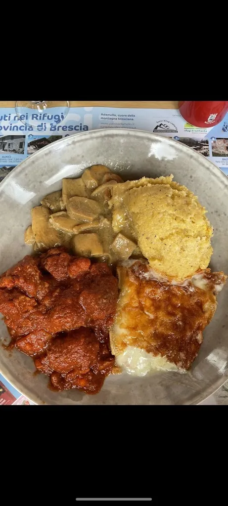 Giorgia Mazza_Rifugio Tita Secchi_Breno_review